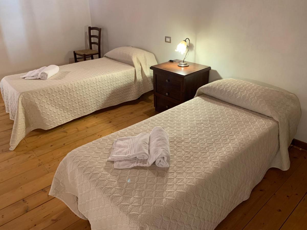 Agriturismo Terra Noas Villaurbana ภายนอก รูปภาพ