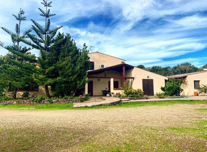 Agriturismo Terra Noas Villaurbana ภายนอก รูปภาพ