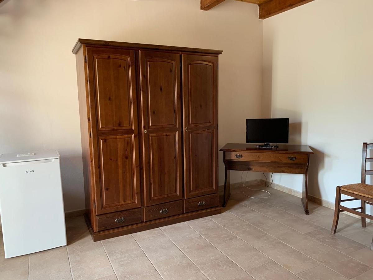 Agriturismo Terra Noas Villaurbana ภายนอก รูปภาพ