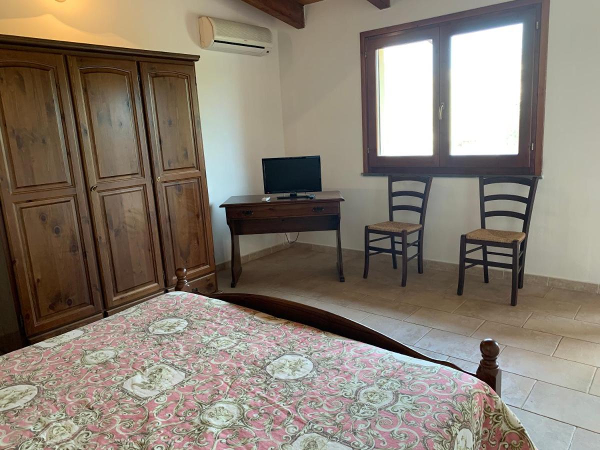 Agriturismo Terra Noas Villaurbana ภายนอก รูปภาพ